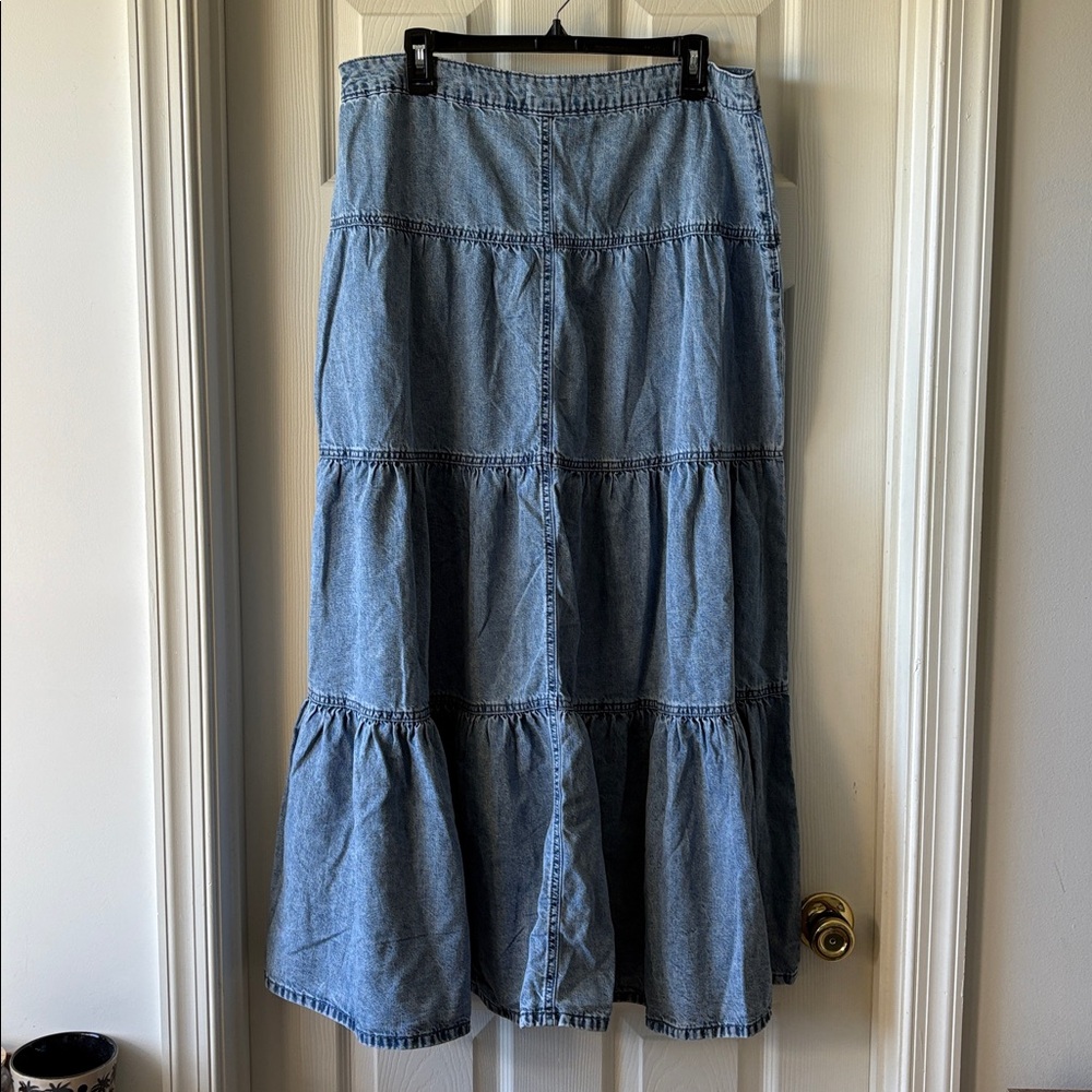 Tiered Blue Denim Maxi Skirt - Picture 6 of 6
